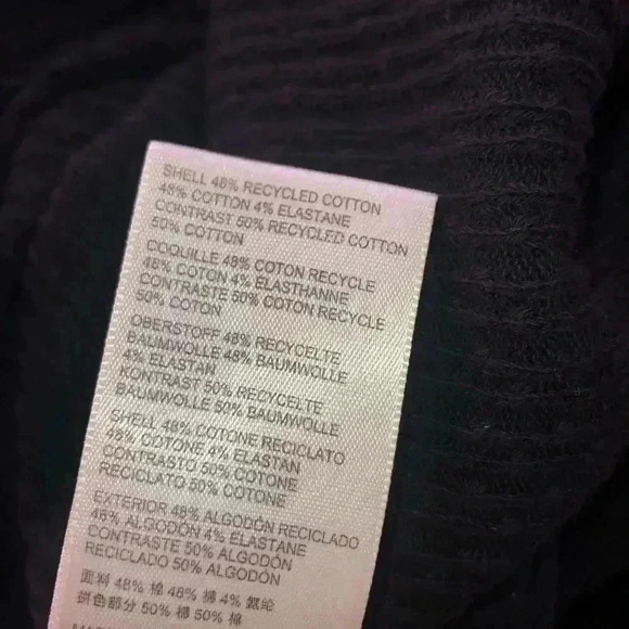 Free People Women's Care Red Delicious top sz XS NWT - Picture 7 of 7